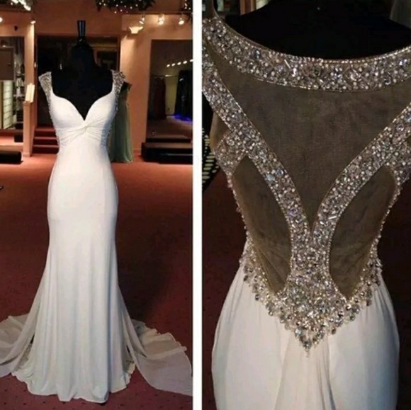 Dresses & Skirts - Bling with a twist gown